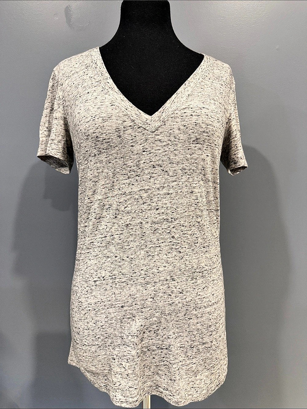 PINK Speckled V-Neck Tunic Top Gray Large Like New